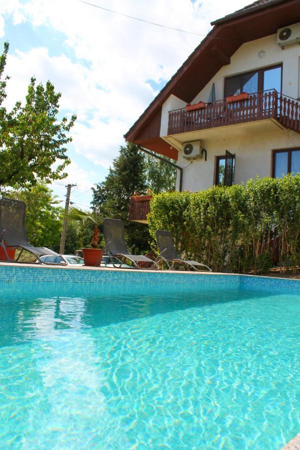 Ibolya Apartmanok Fonyód Exterior foto
